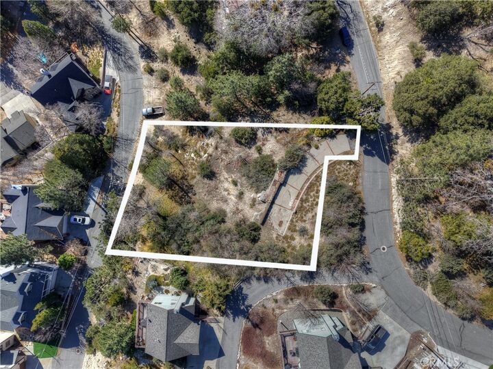 Property Photo:  841 Madera Lane  CA 92352 