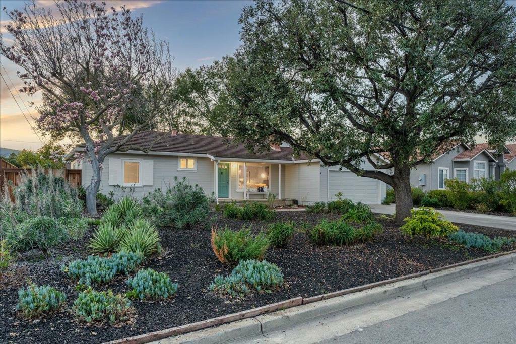 10525 John Way  Cupertino CA 95014 photo