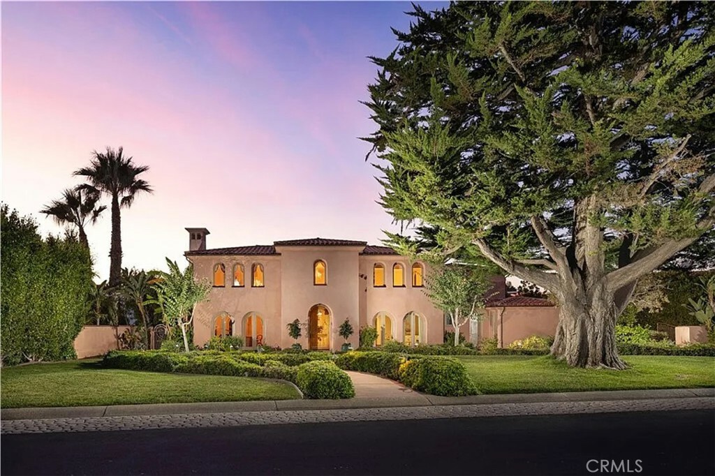 Property Photo:  4060 Calle Isabella  CA 92672 