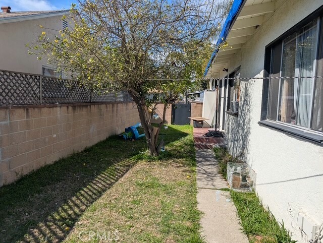 Property Photo: 9834 La Docena Lane CA 90660