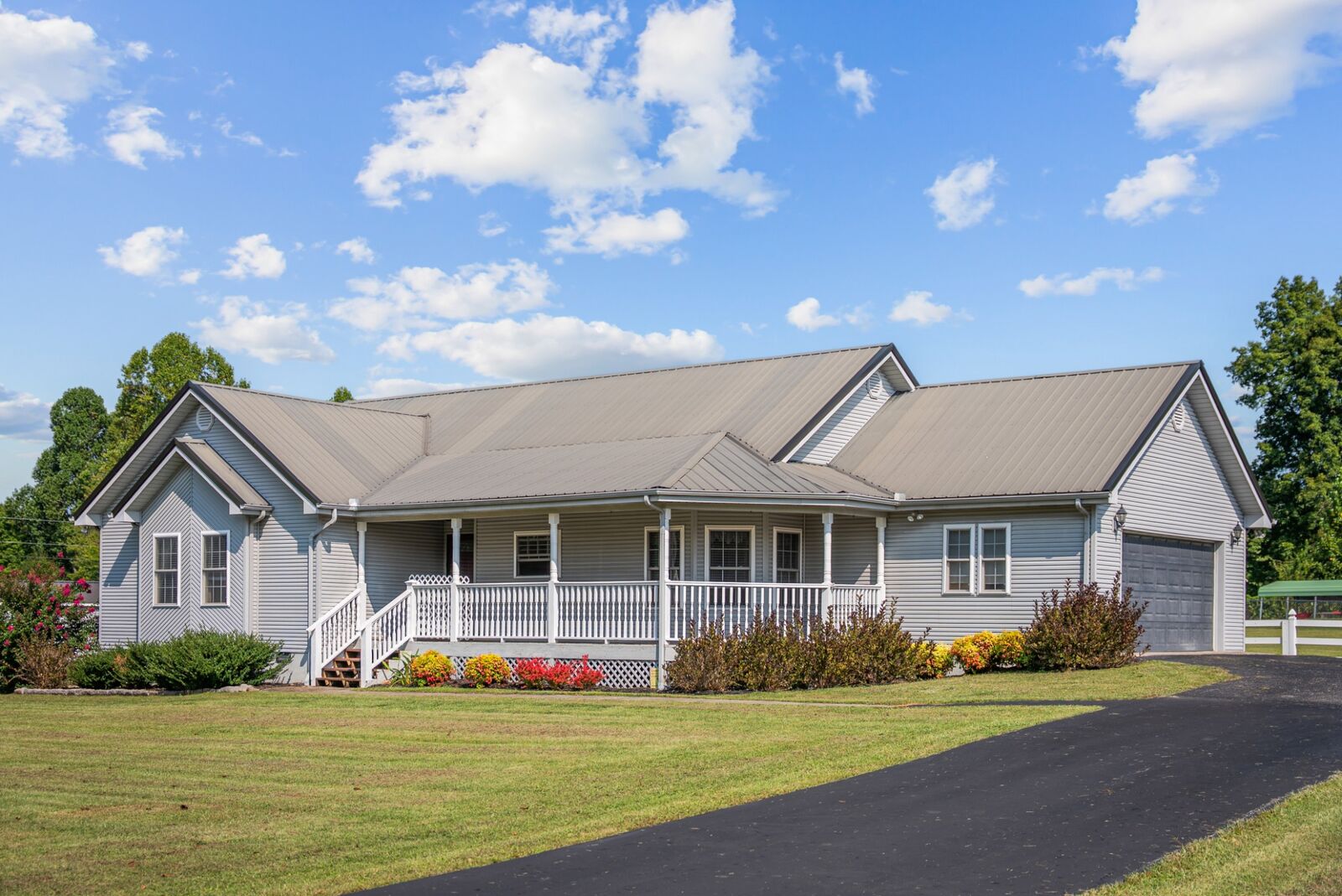 Property Photo:  8820 Sparta Hwy  TN 38572 