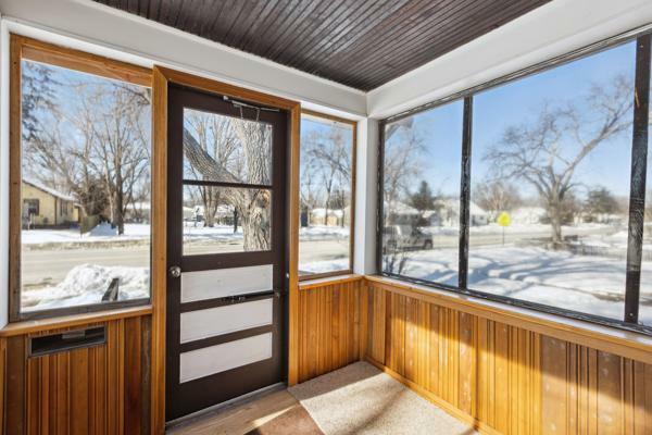 Property Photo:  928 33rd Avenue N  MN 56303 