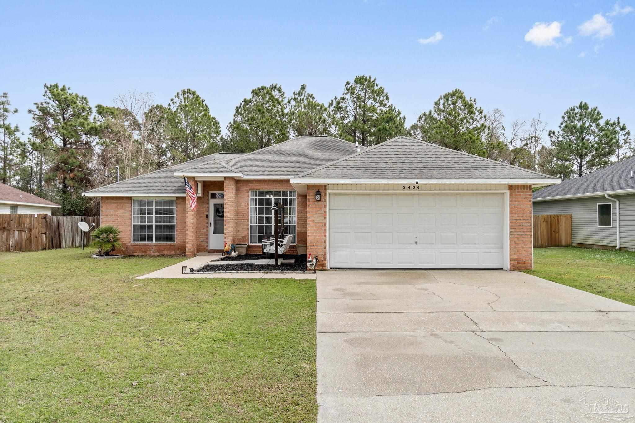 Property Photo: 2424 Pleasant Point Cir FL 32566