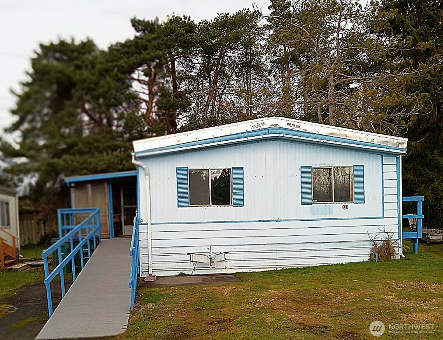 Property Photo:  2400  Donovan Avenue 41  WA 98225 