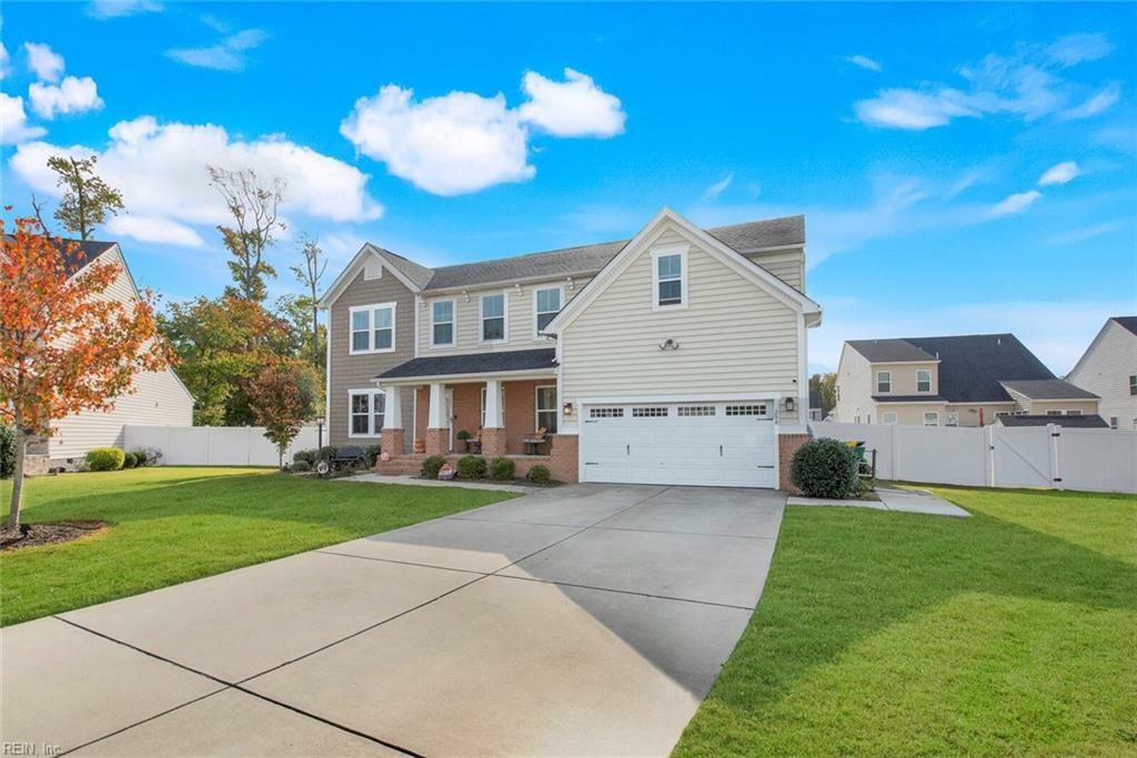 Property Photo: 208 Starling Cir VA 23606