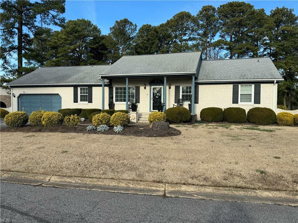 Property Photo: 1324 Roosevelt Blvd VA 23701