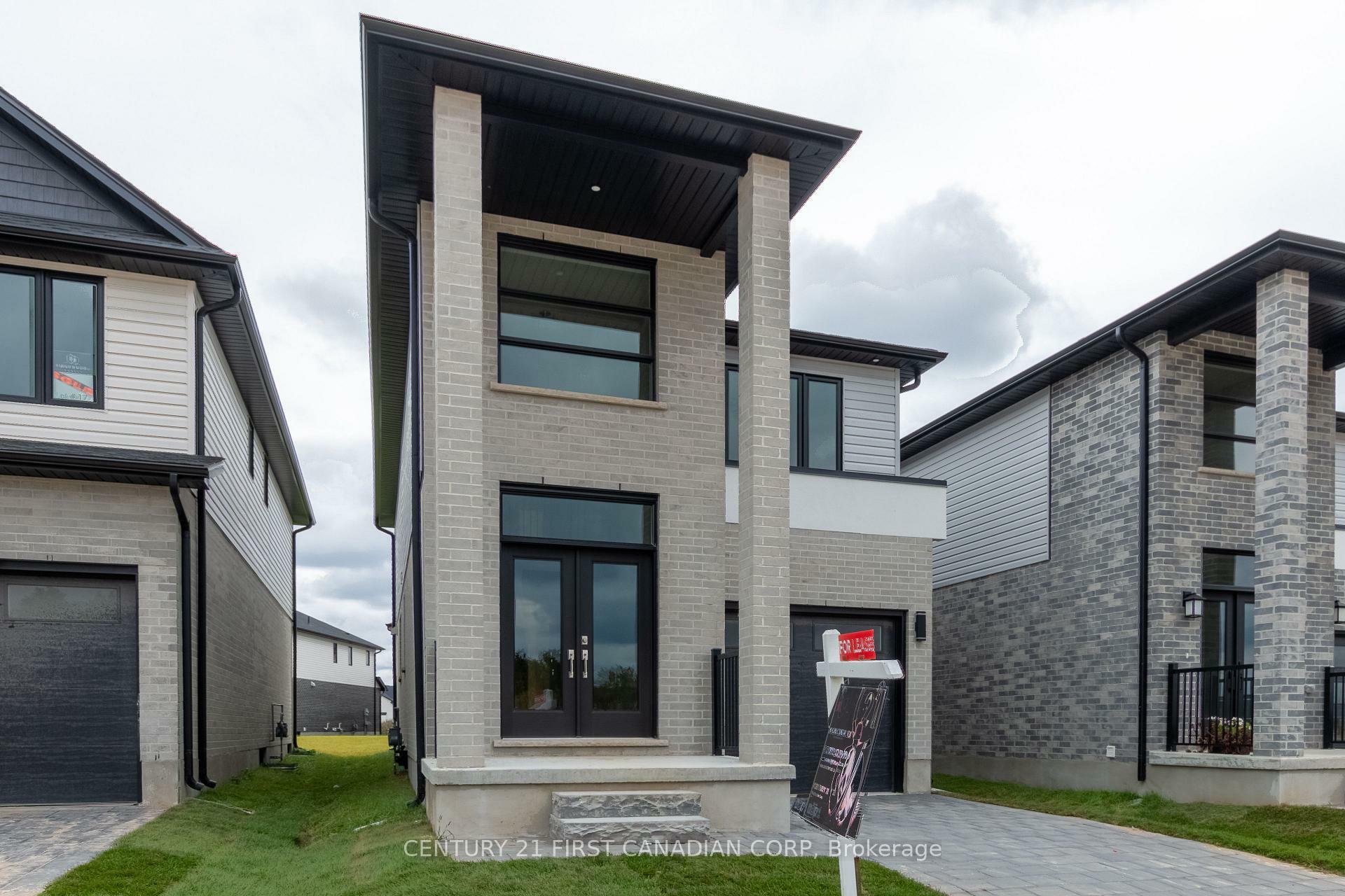 Photo de la propriété: 6453 Royal Magnolia Ave W ON N6P 0K2