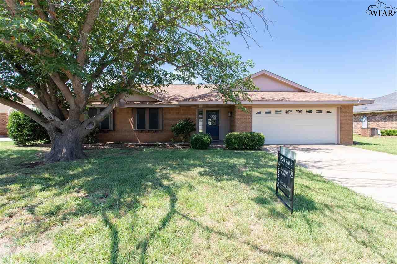 Property Photo: 4614 Spring Shadow Drive TX 76310