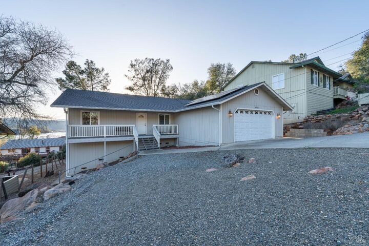 Property Photo:  18685 Oak Grove Road  CA 95467 