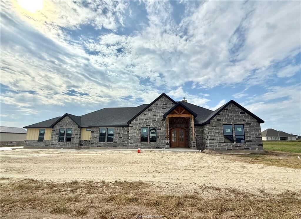 Property Photo: 7823 Luke Court TX 77808