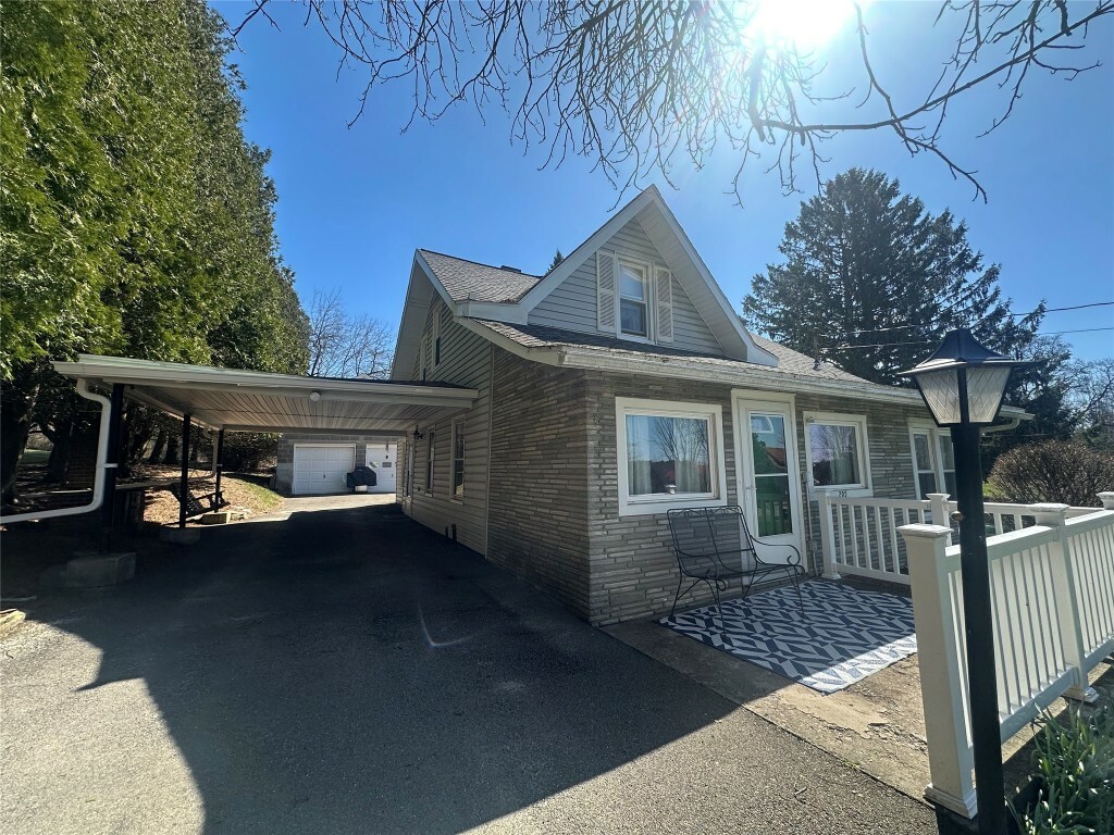 Property Photo:  205 E Maine Road  NY 13790 