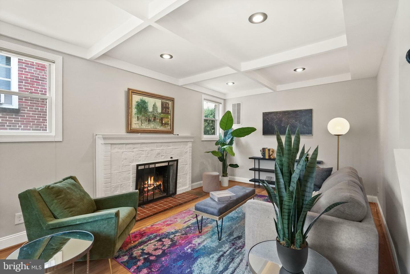 Property Photo:  522 Quackenbos Street NW  DC 20011 