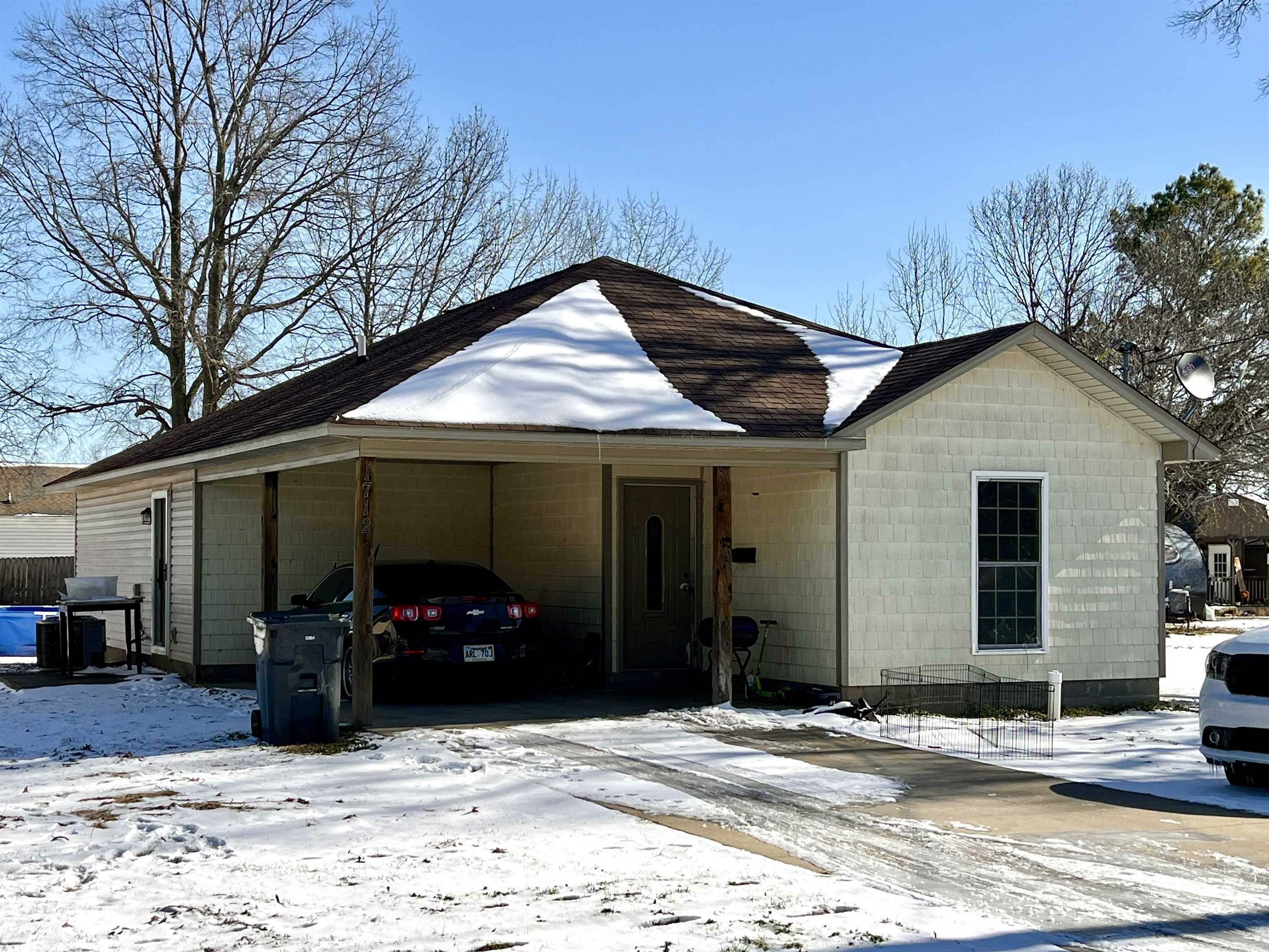 Property Photo: 1712 Henry Street AR 72401