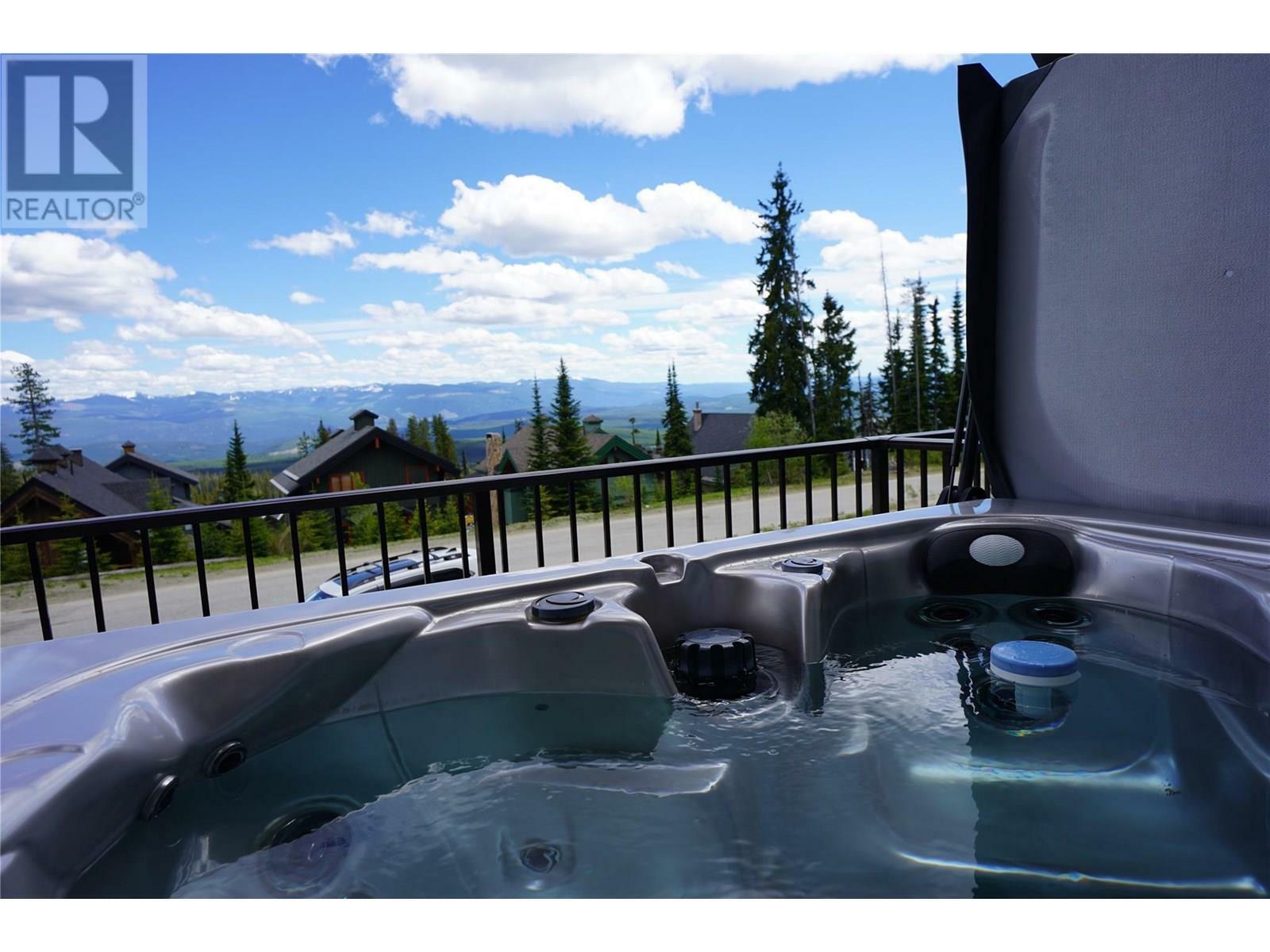 Property Photo: 255 Raven Ridge Road 3 BC V0H 1A0