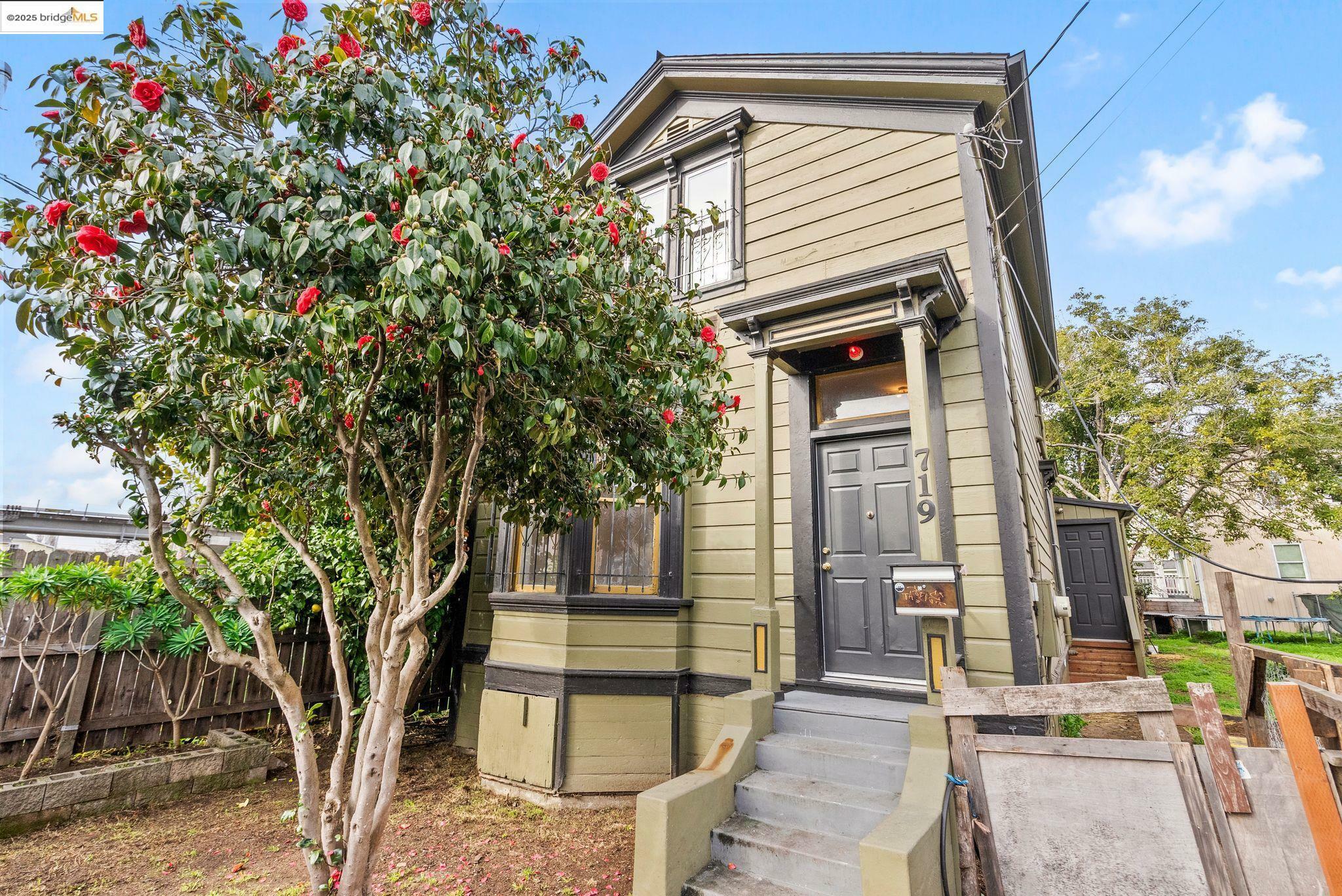 Property Photo:  719 Chester St  CA 94607 