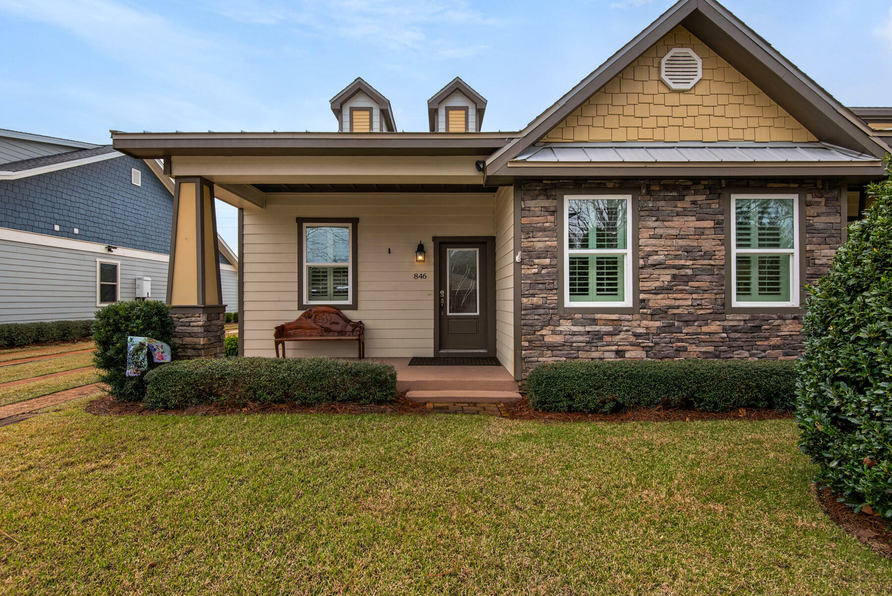 Property Photo: 846 Cannon Lane FL 32541