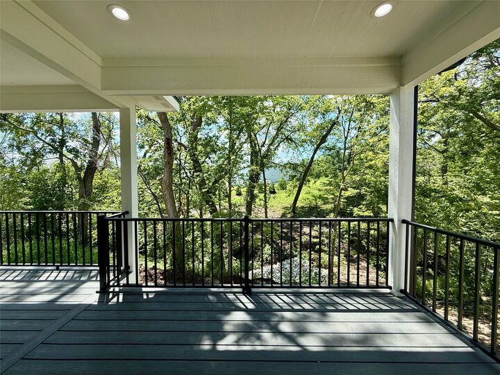 Property Photo:  570 El Dorado Court  IA 50263 