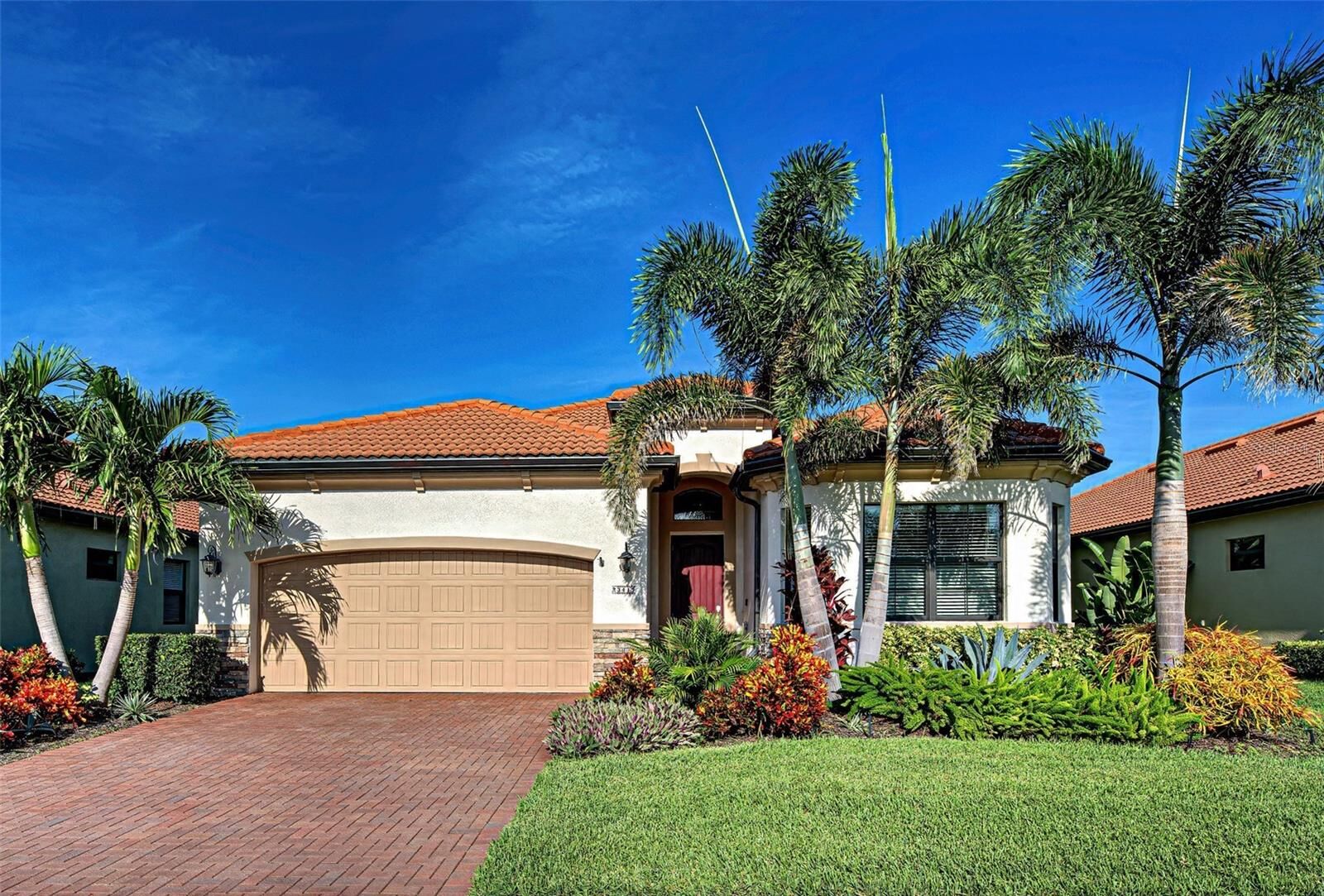 Property Photo: 23415 Waverly Circle FL 34293