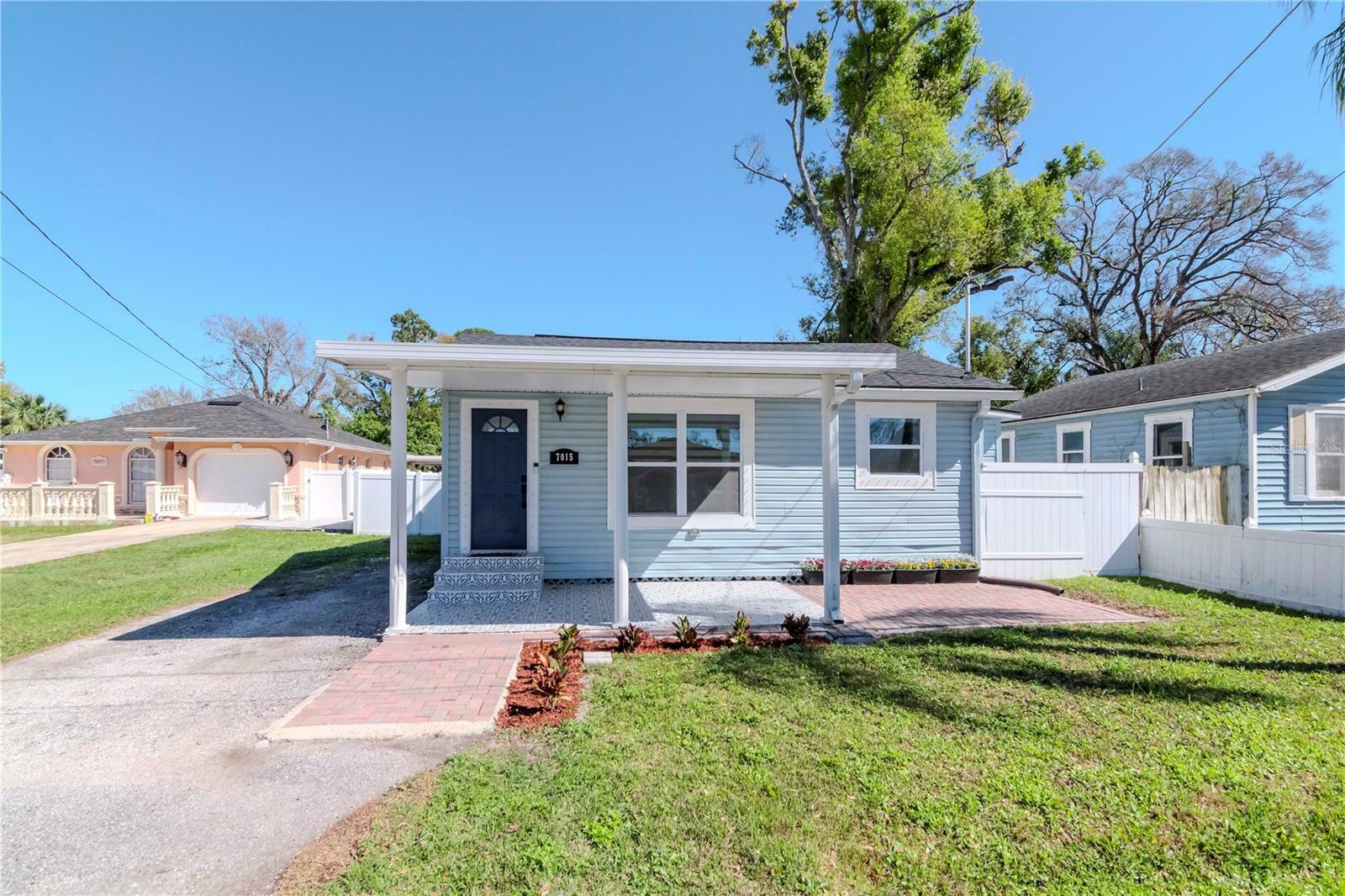 Property Photo:  7015 N Dakota Avenue  FL 33604 