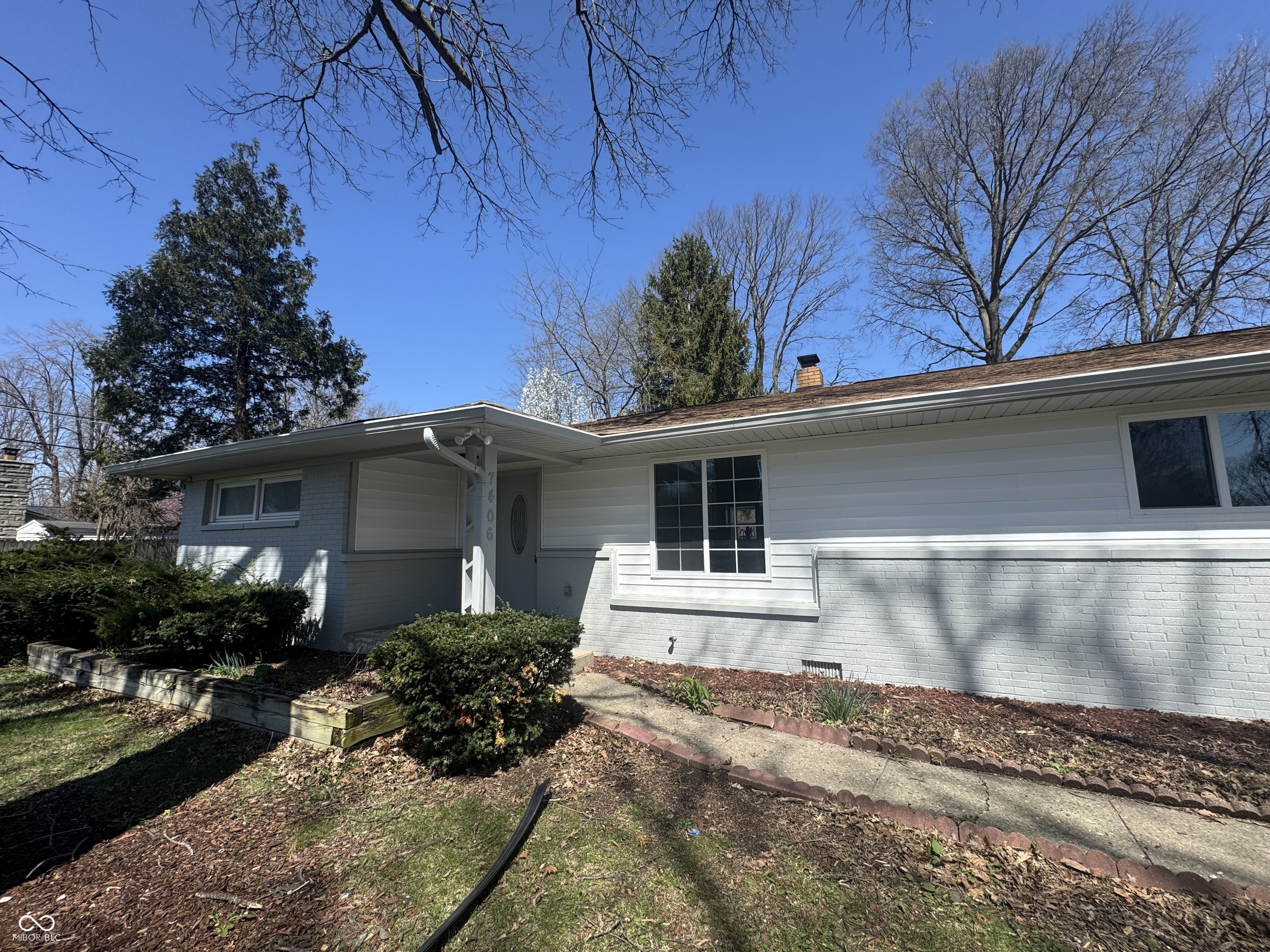Property Photo:  7406 E 33rd Street  IN 46226 