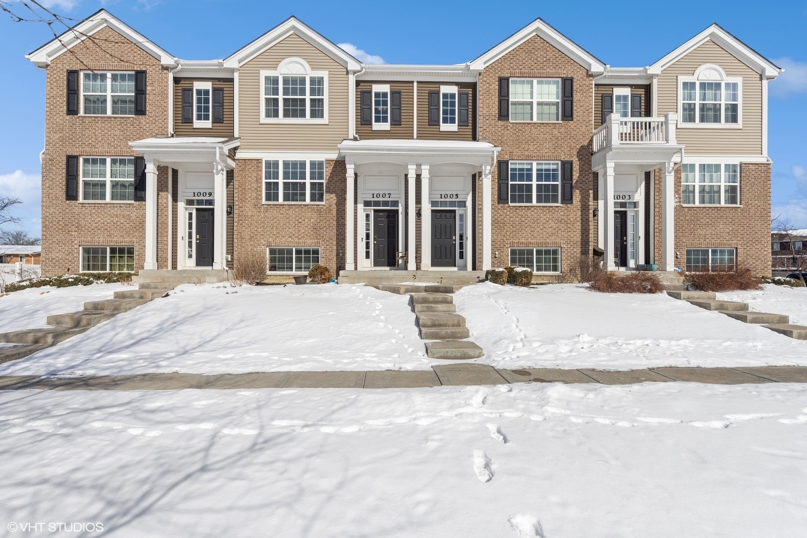 1007 Charlton Lane  Naperville IL 60563 photo