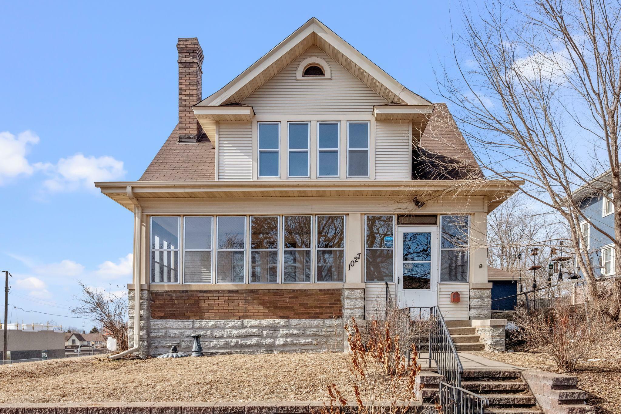 Property Photo:  1027 Desoto Street  MN 55130 