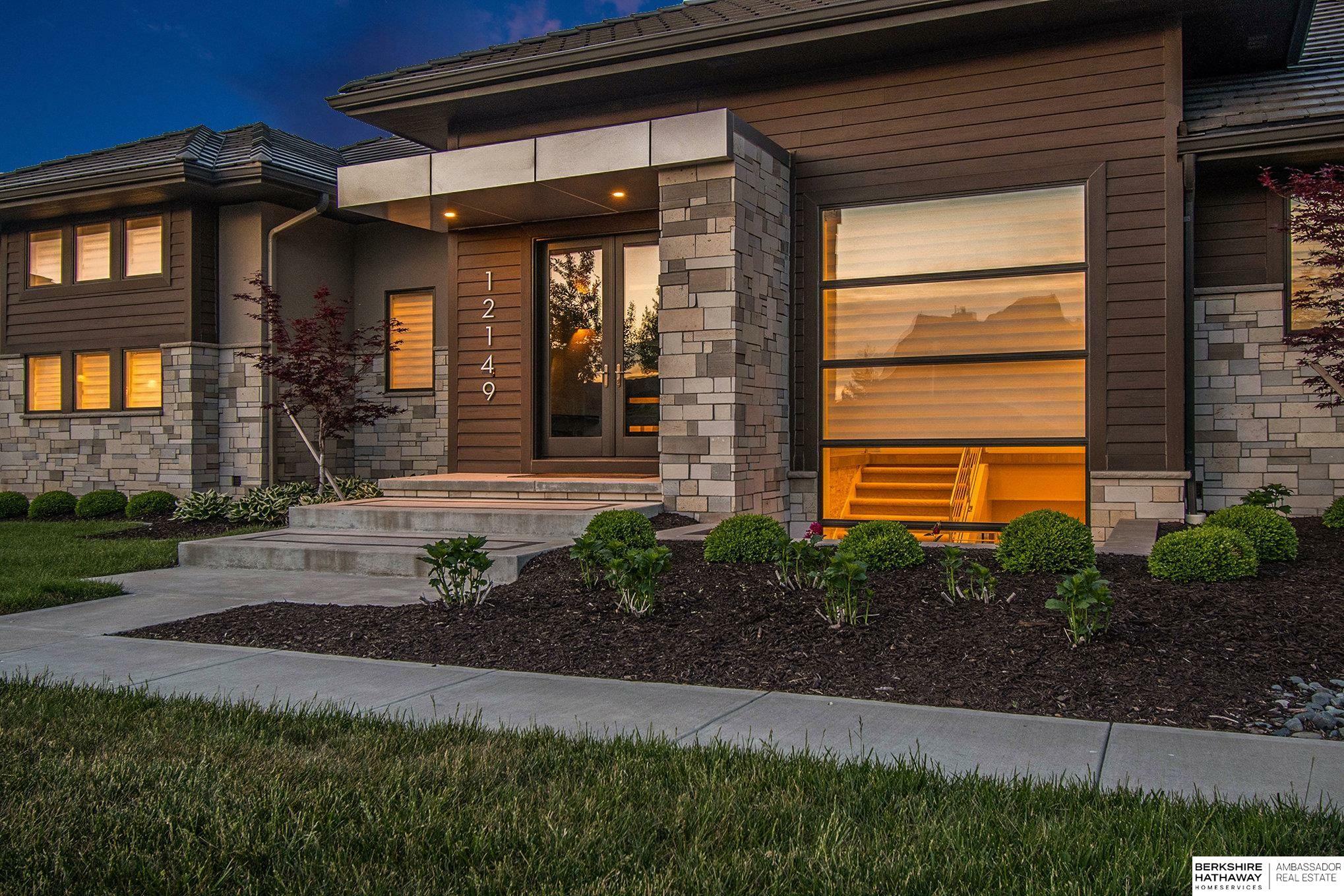 Property Photo: 12149 N 177th Circle NE 68007
