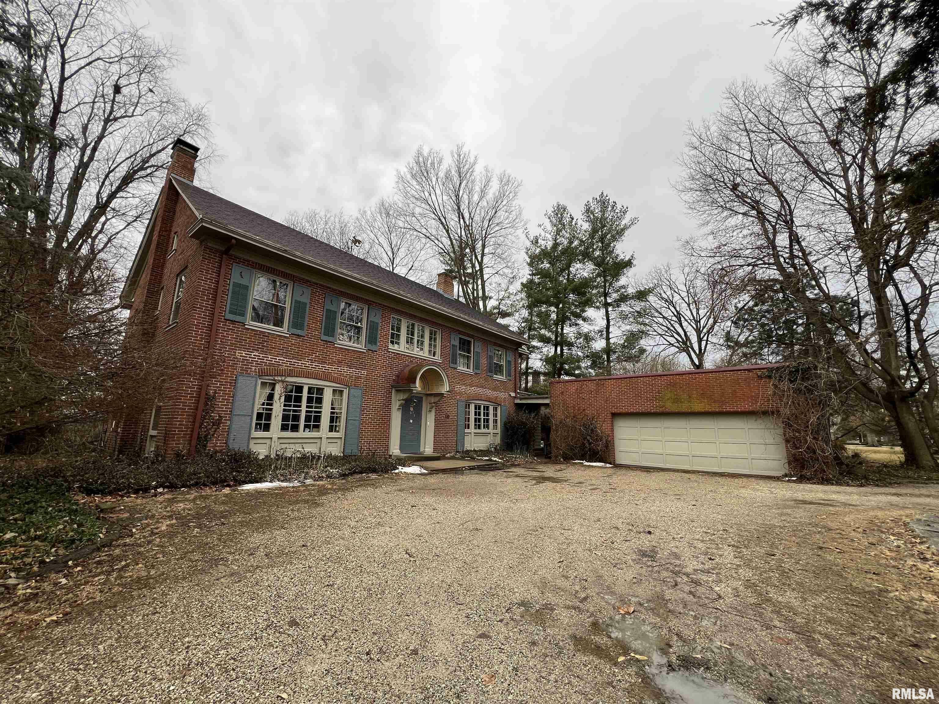 Property Photo:  1614 W Moss Avenue  IL 61606 