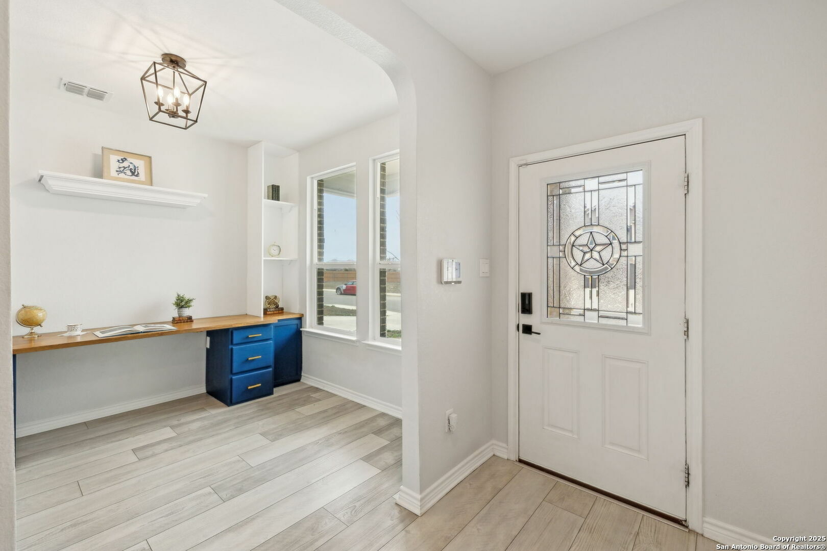Property Photo: 8330 Belgard Cv TX 78253