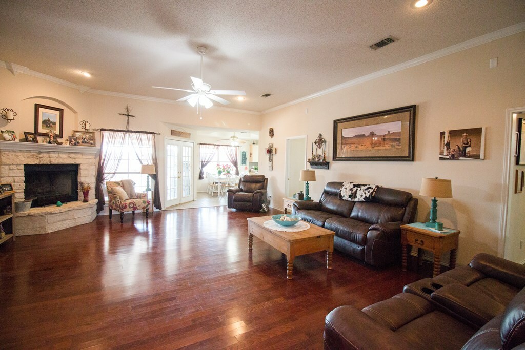 Property Photo: 11661 Twin Lakes Lane TX 76904