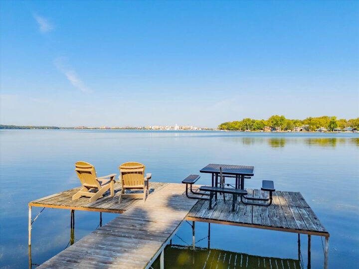 Property Photo:  1610 Waunona Way  WI 53713 