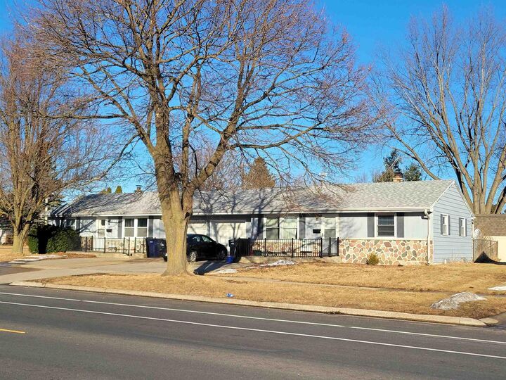 1212-1216 North Pontiac Drive  Janesville WI 53545 photo