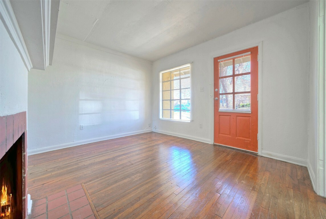 Property Photo: 3406 Banton Road TX 78722