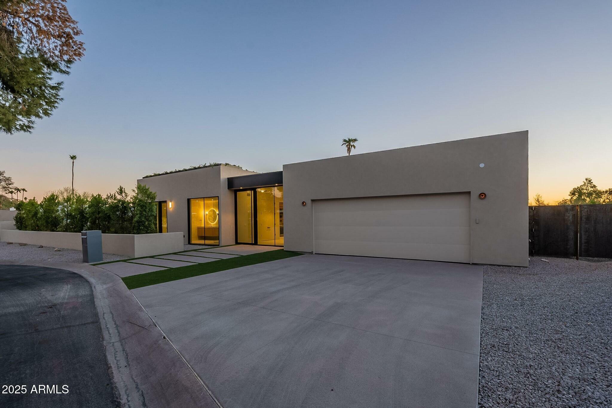 Property Photo: 5910 N 45th Street AZ 85018
