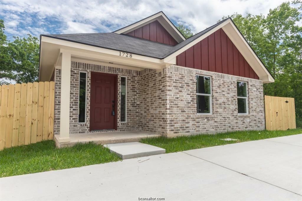 Property Photo:  1728 Louis Street  TX 77803-1288 