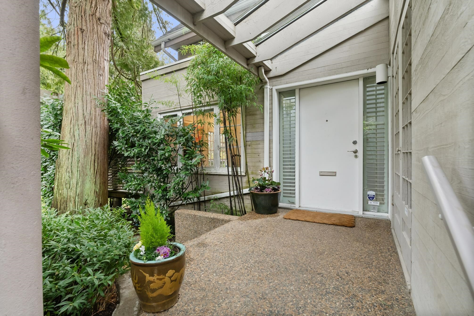 Property Photo: 2850 W 47th Avenue BC V6N 3N6