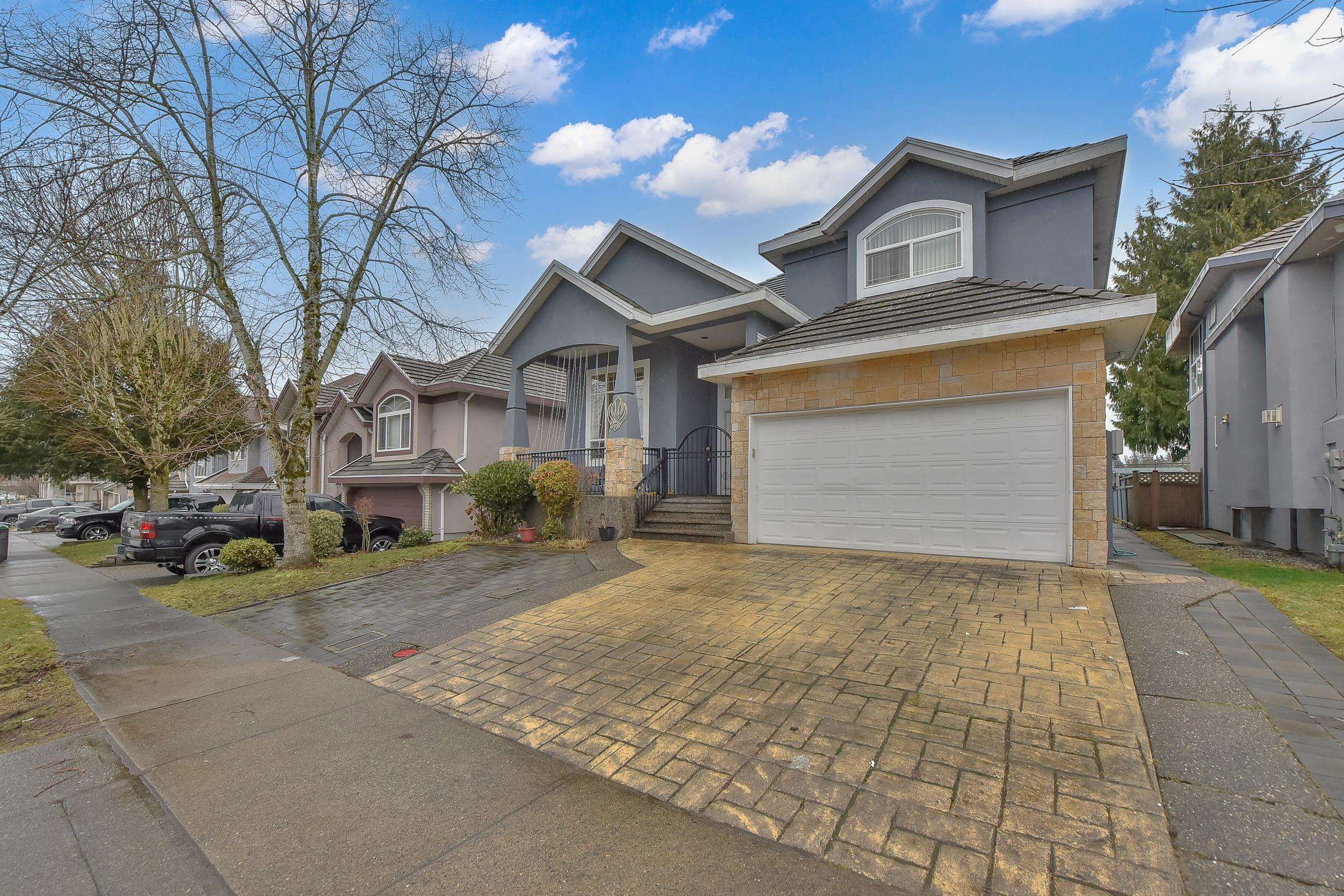 Photo de la propriété: 6552 125A Street BC V3W 6S9