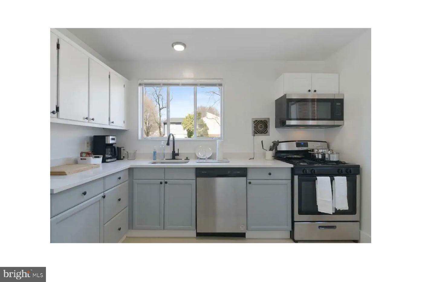 Property Photo: 4206 Washington Boulevard 2 VA 22201
