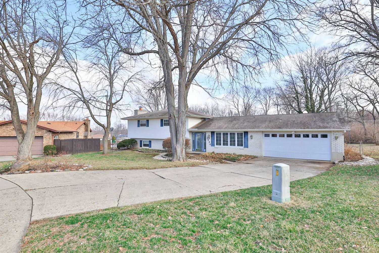 Property Photo:  2534 E Highwood Drive  OH 45014 