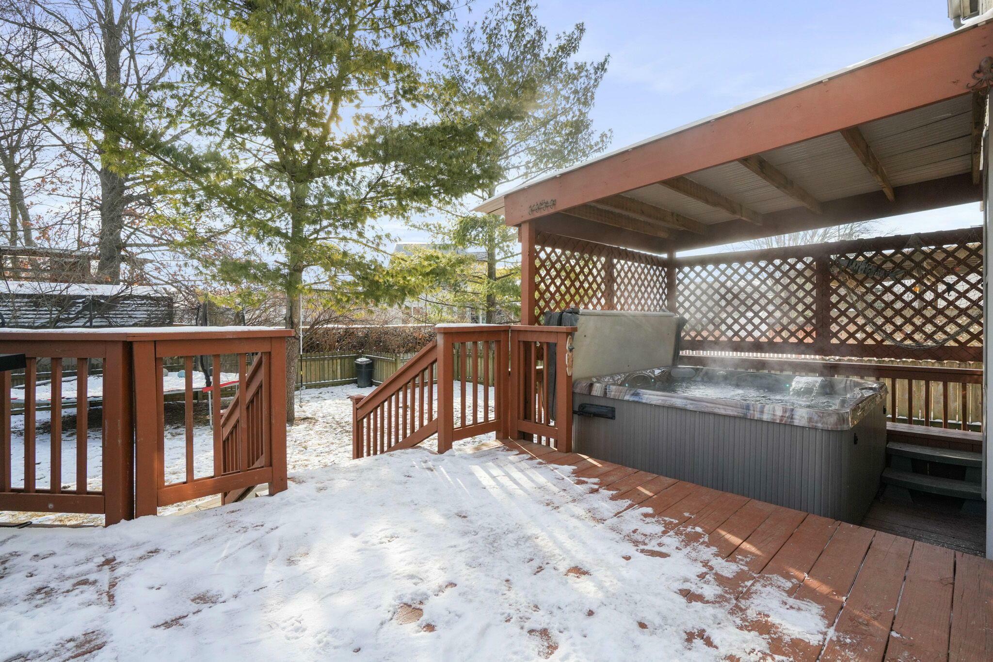 1424 Pinestone Drive  Columbus OH 43223 photo