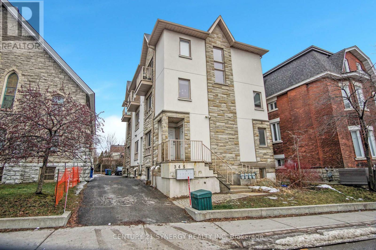 345 Bronson Avenue M2  Ottawa ON K1R 6J2 photo