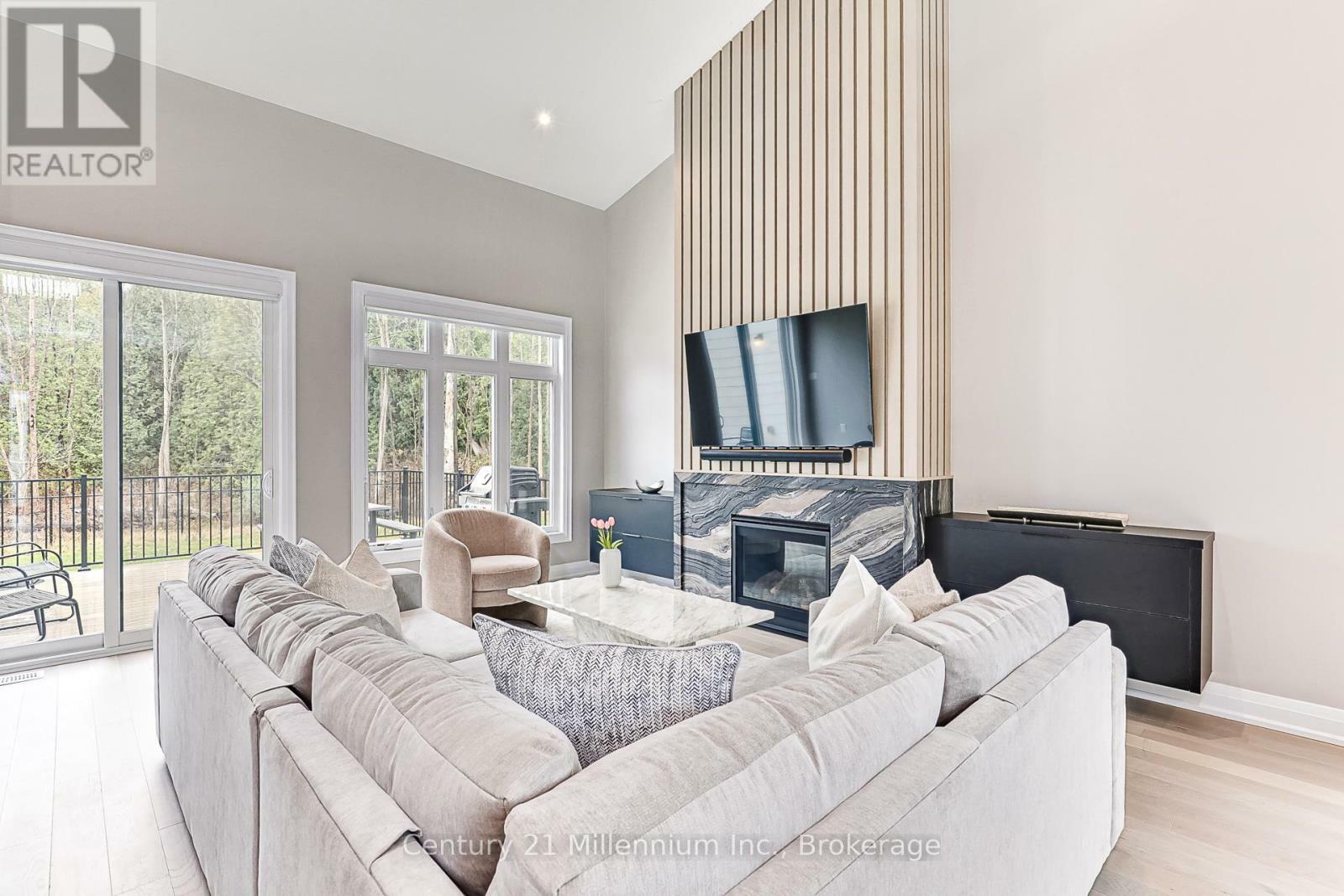 Property Photo: 82 Goldie Court ON N0H 1J0