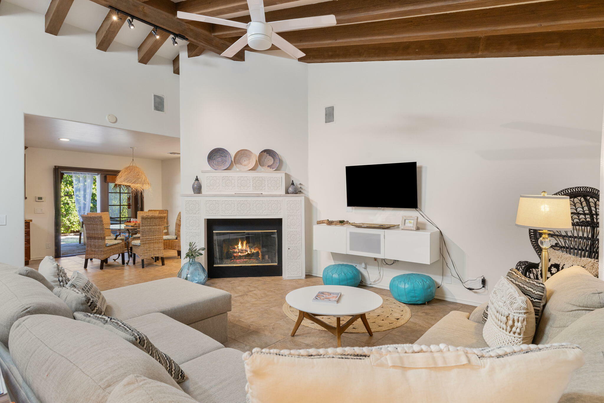 Property Photo: 2030 E Acacia Road N CA 92262