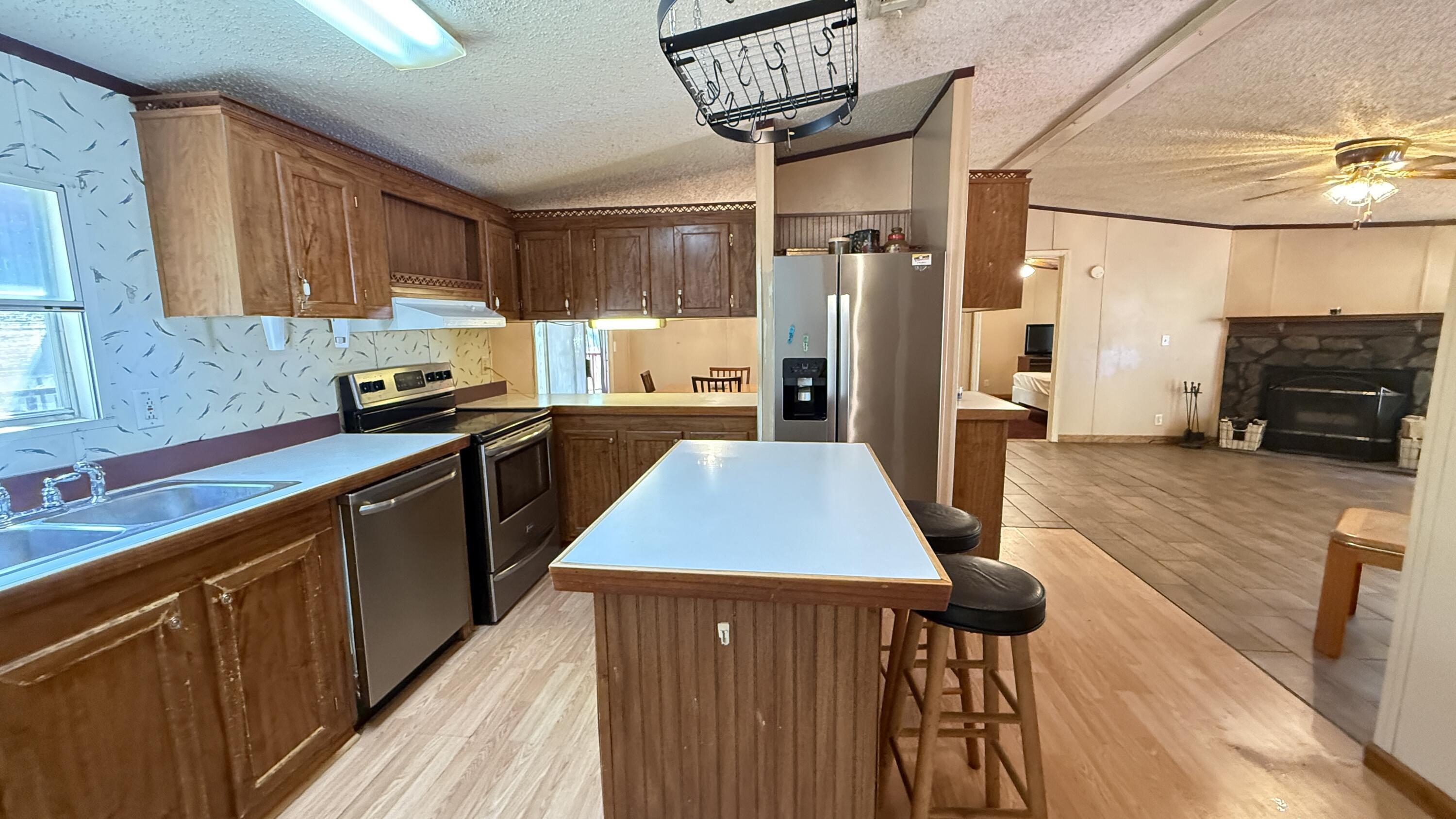Property Photo: 5243 Morris Street FL 32539