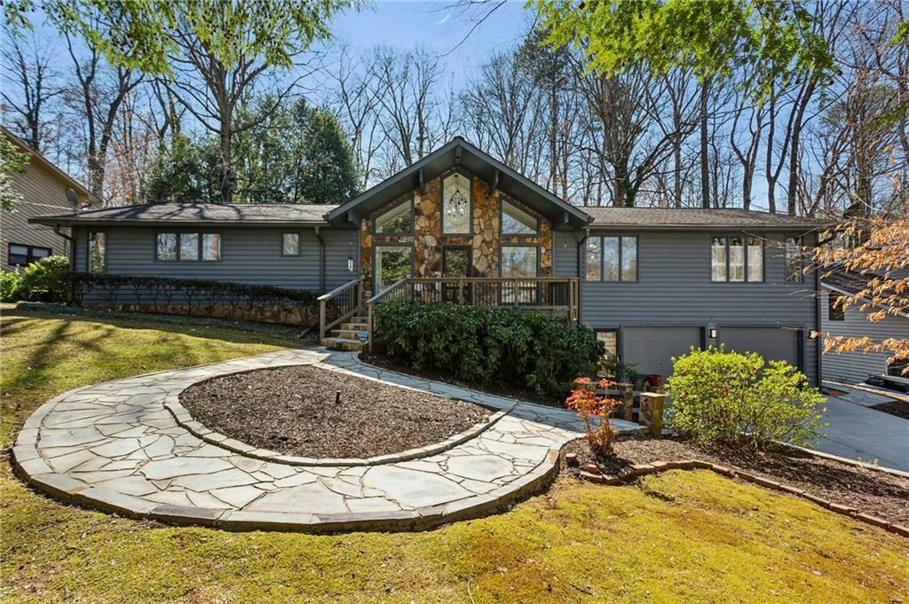 Property Photo: 2423 Cedar Wood Court GA 30068