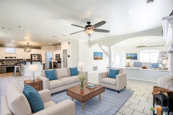 Property Photo: 3938 Bella Vista Loop TX 76548
