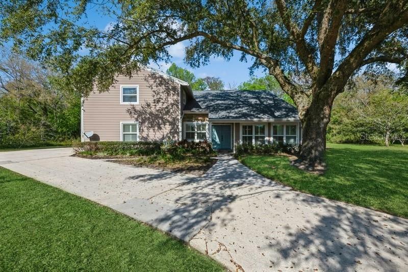 Property Photo:  1606 Wildcat Court  FL 32708 