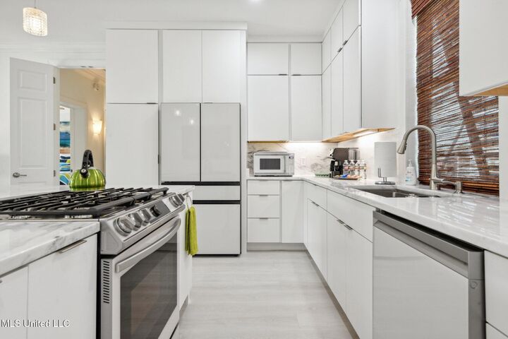 Property Photo:  500 Fell Street  MS 39576 