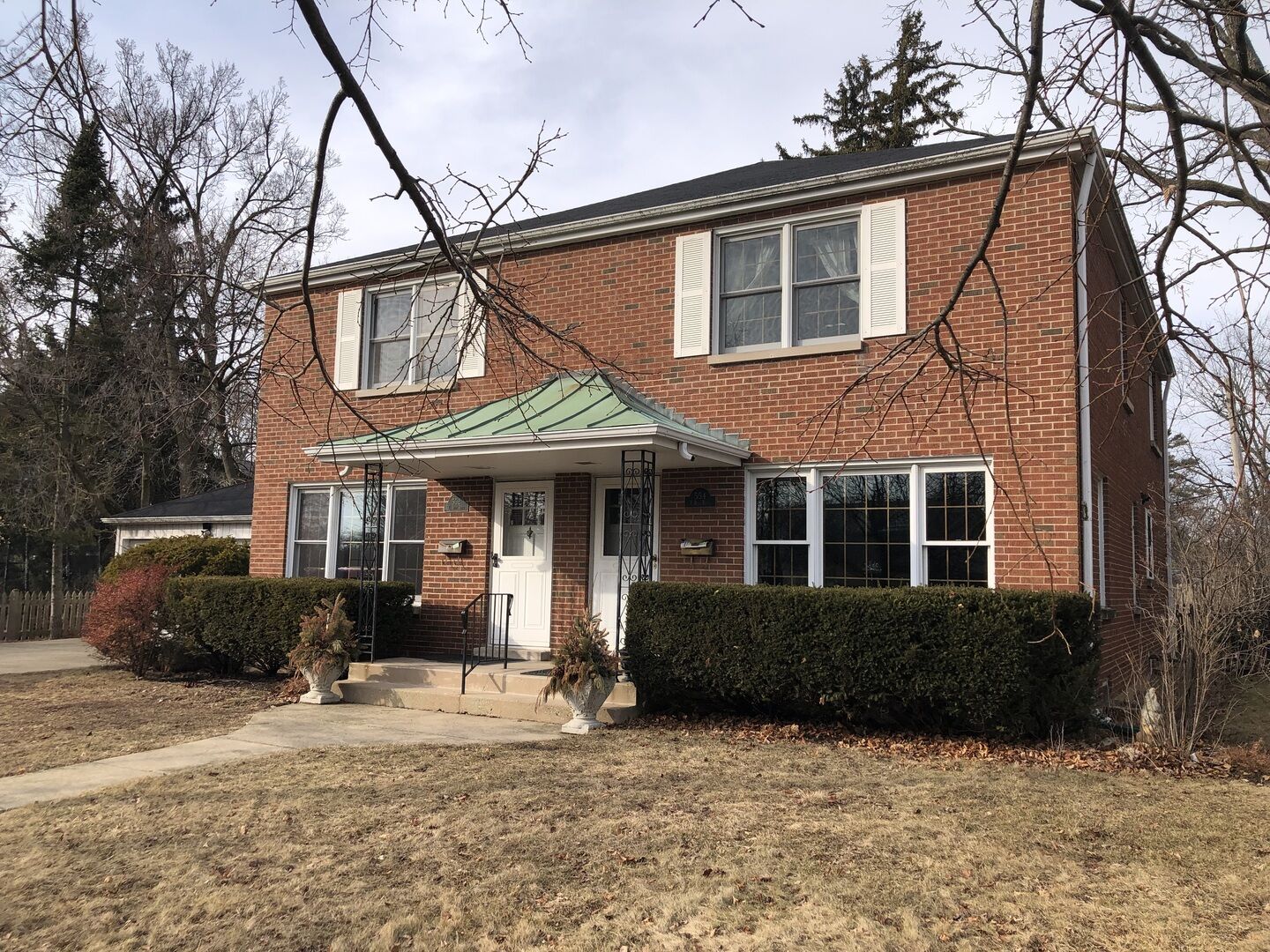 Property Photo:  552 Ryan Place  IL 60045 