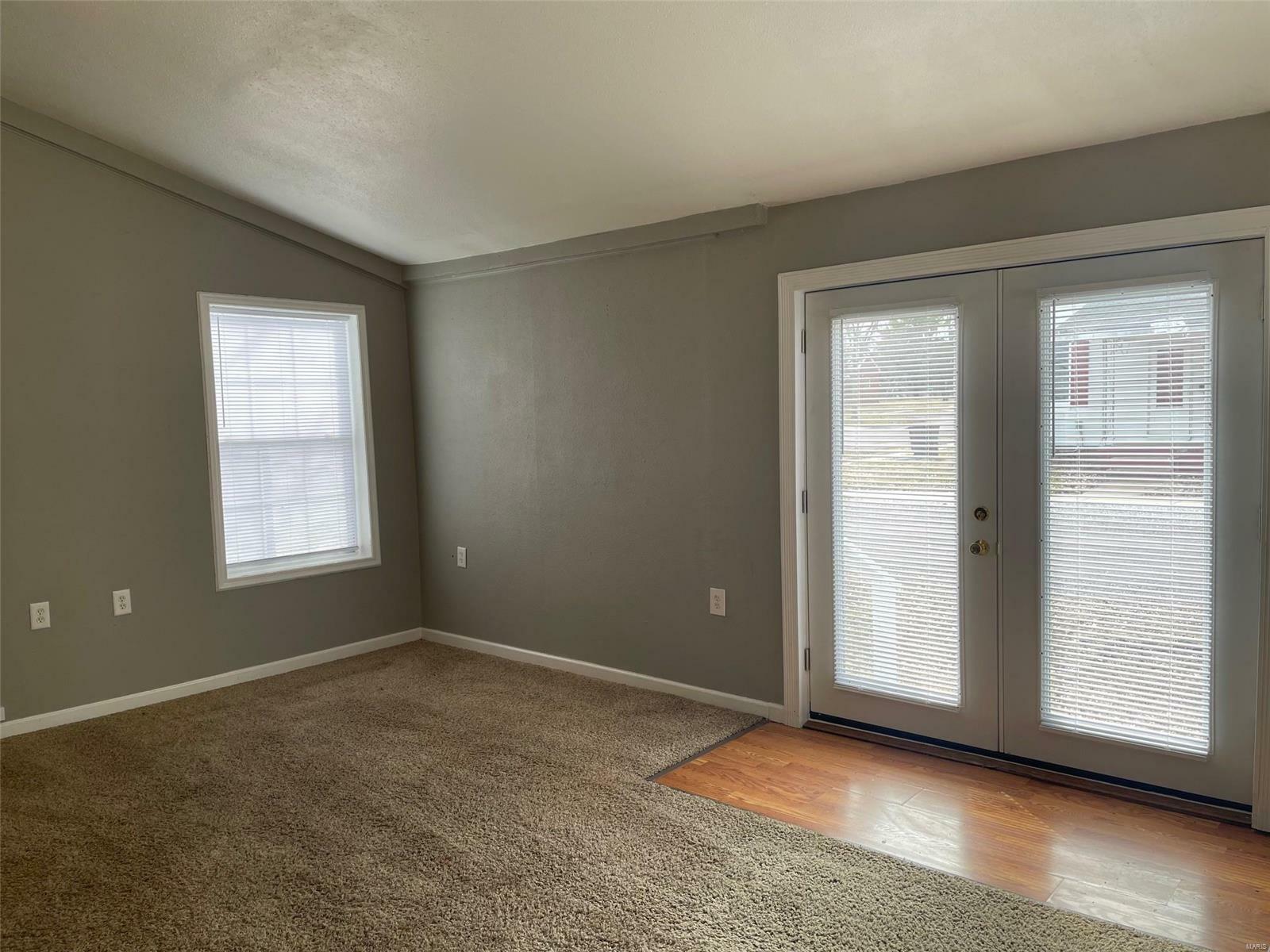 Property Photo:  423 W Harris Avenue  IL 62246 